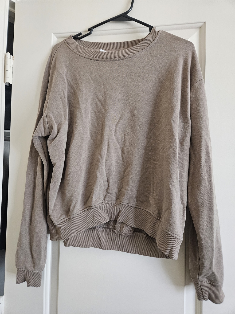 H&M Basics Crewneck Sweatshirt in Taupe